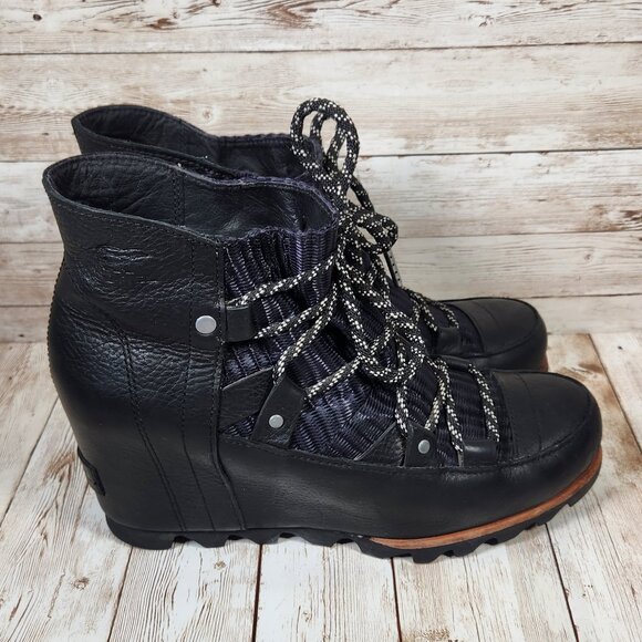 SOREL Sandy Women's Black Leather Ankle Lace Up Hidden Wedge